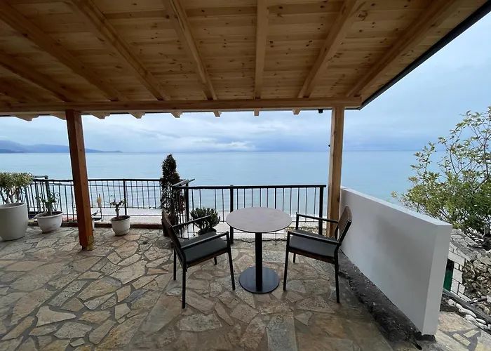 Apart Otel Scorpio Qeparo